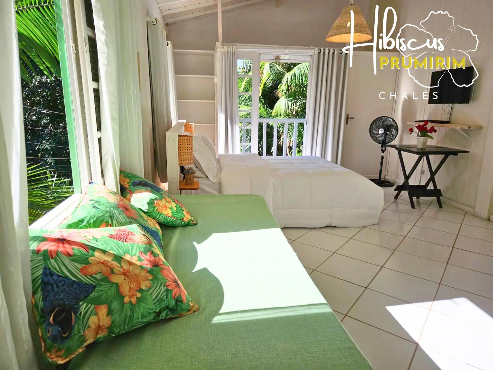 Chalet Hibiscus Prumirim *